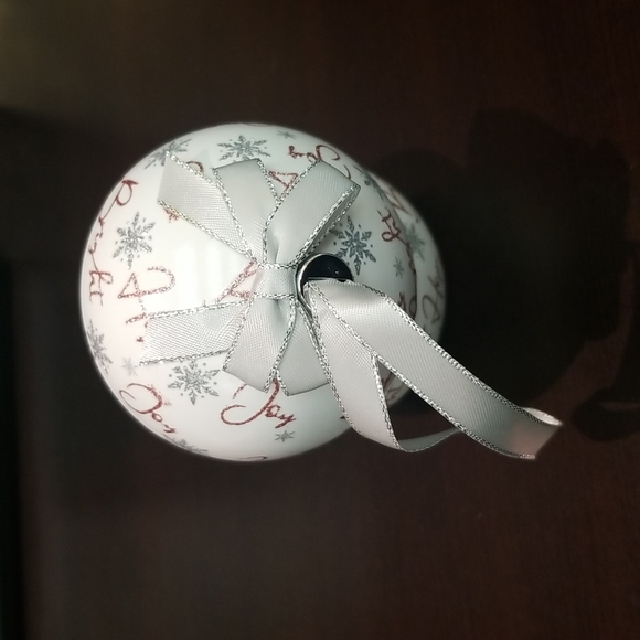 Macy's Gift Ornament - Picture 4 of 6